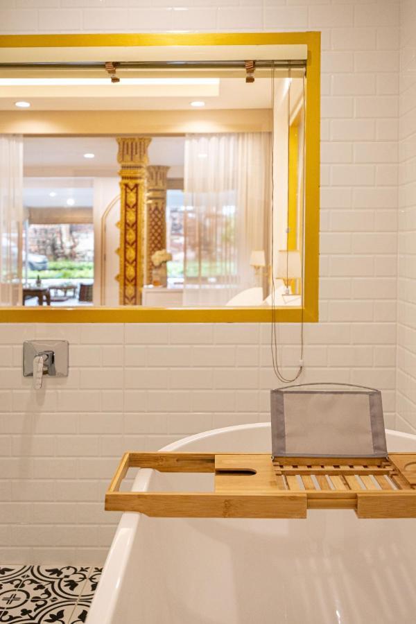 One Dhatu Ayutthaya Premium Homestay Kültér fotó