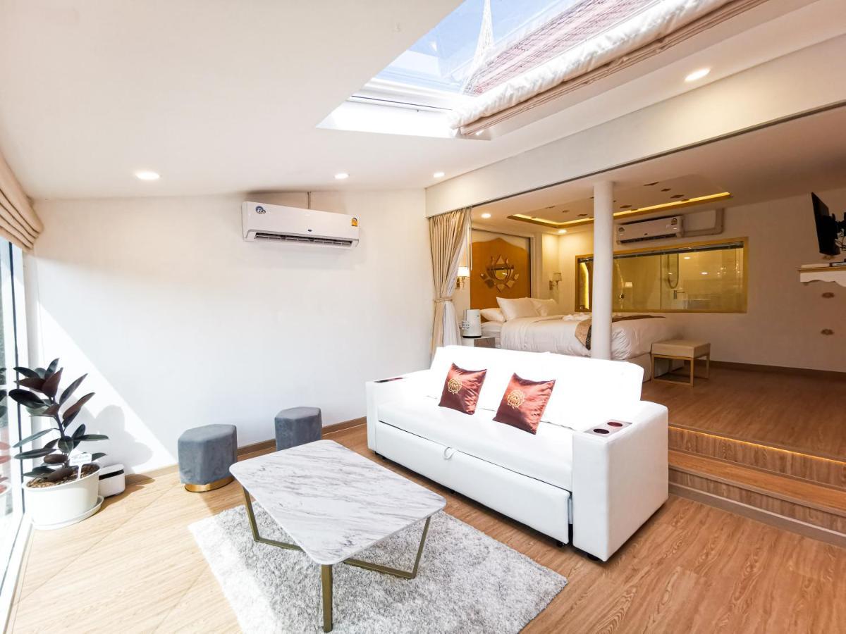 One Dhatu Ayutthaya Premium Homestay Kültér fotó